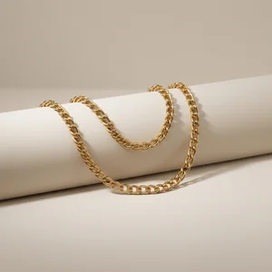 Classic gold chain necklace