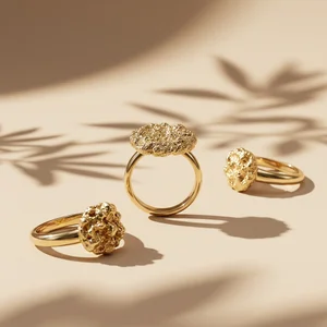 Elegant gold rings with leaf shadow