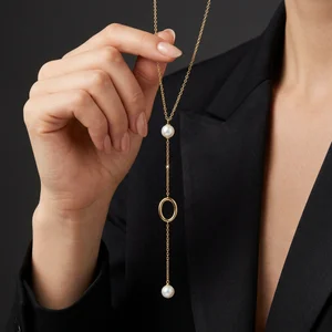 Elegant pearl necklace on model