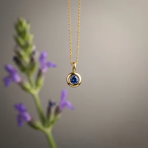 Elegant sapphire necklace template