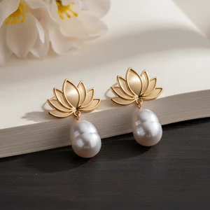 Elegant Pearl Earrings
