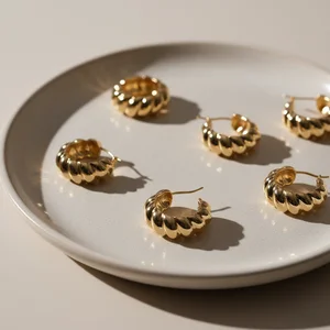 Elegant Gold Hoop Earrings