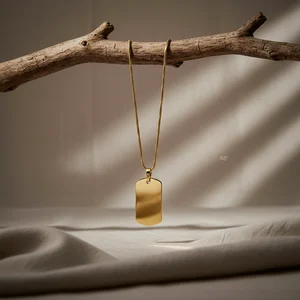 Elegant Gold Pendant Necklace