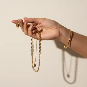 Dainty Gold Chain Necklaces