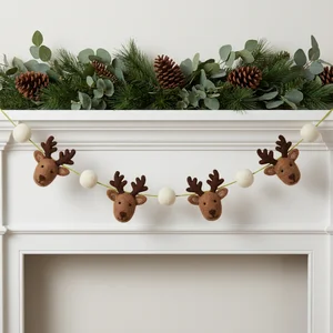 Festive felt reindeer garland