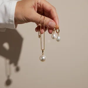 Pearl & Gold Jewelry