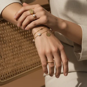 Elegant Hand & Jewelry