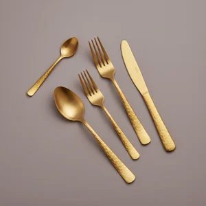 Elegant Gold Cutlery Set