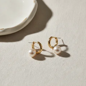 Pearl & Gold Hoop Earrings