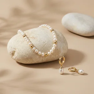 Pearl jewelry on natural stones