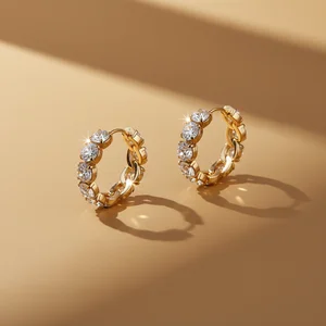 Chic gold hoop earrings