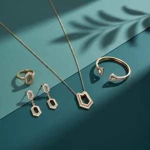 Elegant Gold & Emerald Jewelry Set