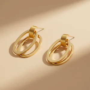 Elegant Gold Hoop Earrings