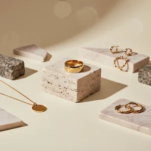 Elegant Jewellery Display