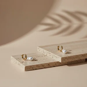 Chic gold hoop earrings