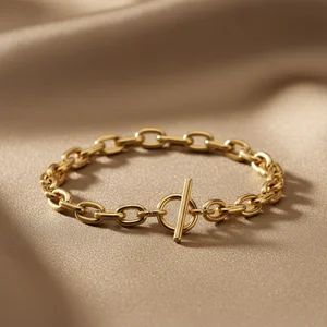 Chic gold chain bracelet