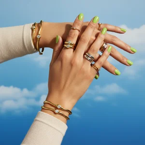 Elegant gold accessories