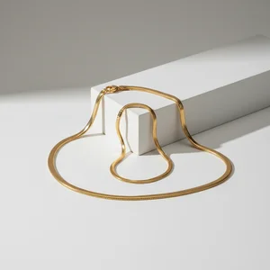 Elegant Gold Chain Necklace