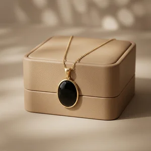 Elegant gold and onyx necklace