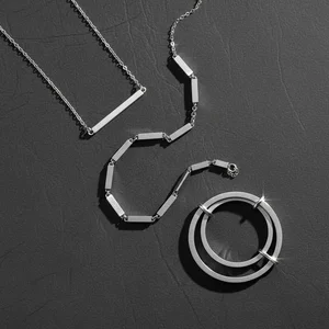Sleek silver minimalist jewellery