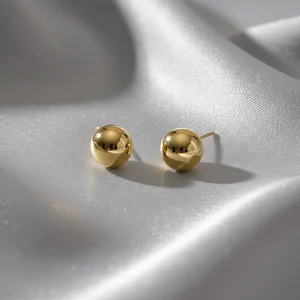 Golden sphere elegance