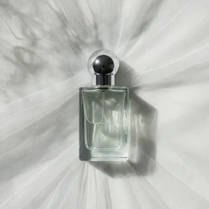 Elegant fragrance bottle