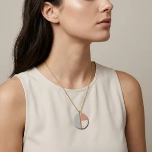 Minimalist gold pendant necklace