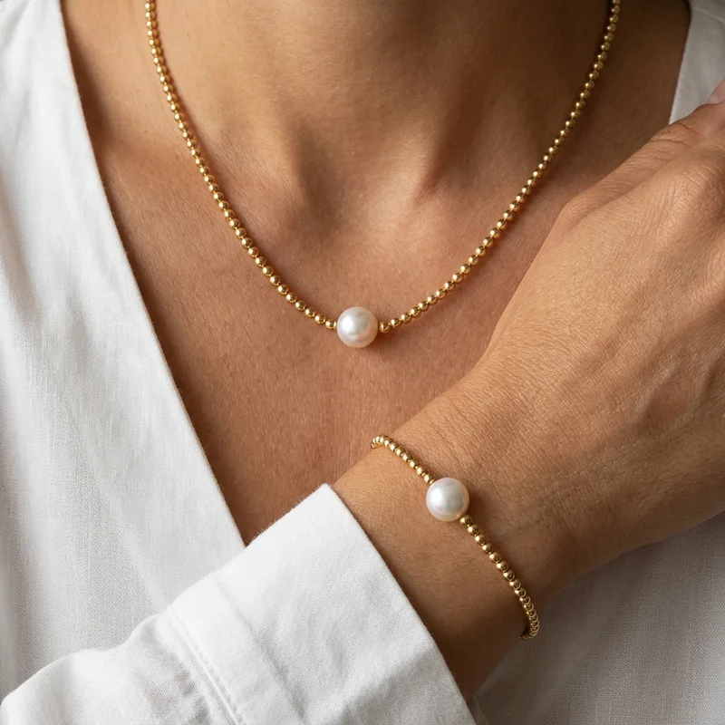 Pearl & Gold Adornments
