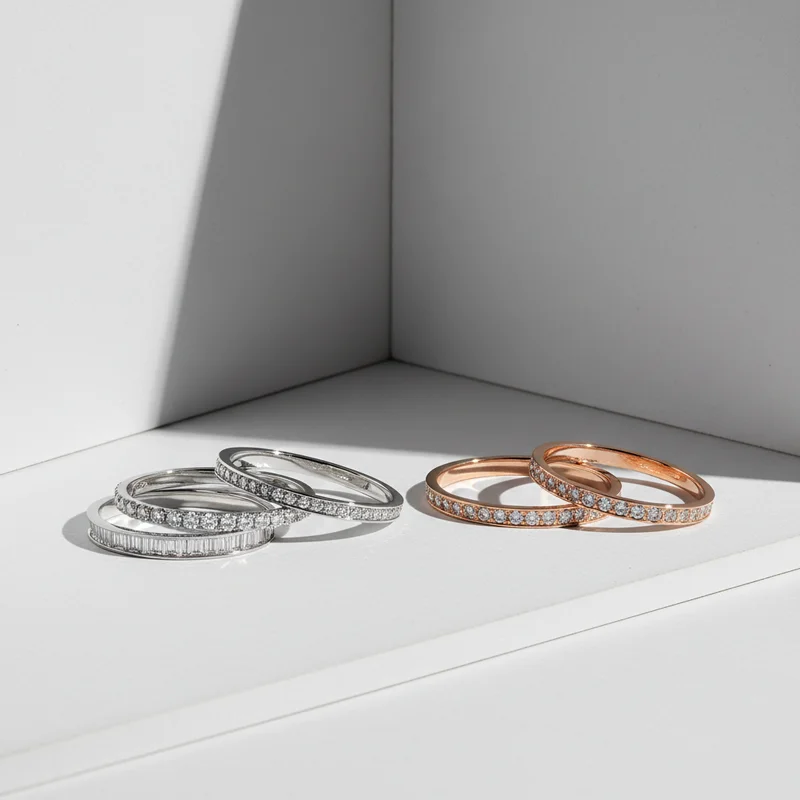 Minimalist diamond rings in shadow