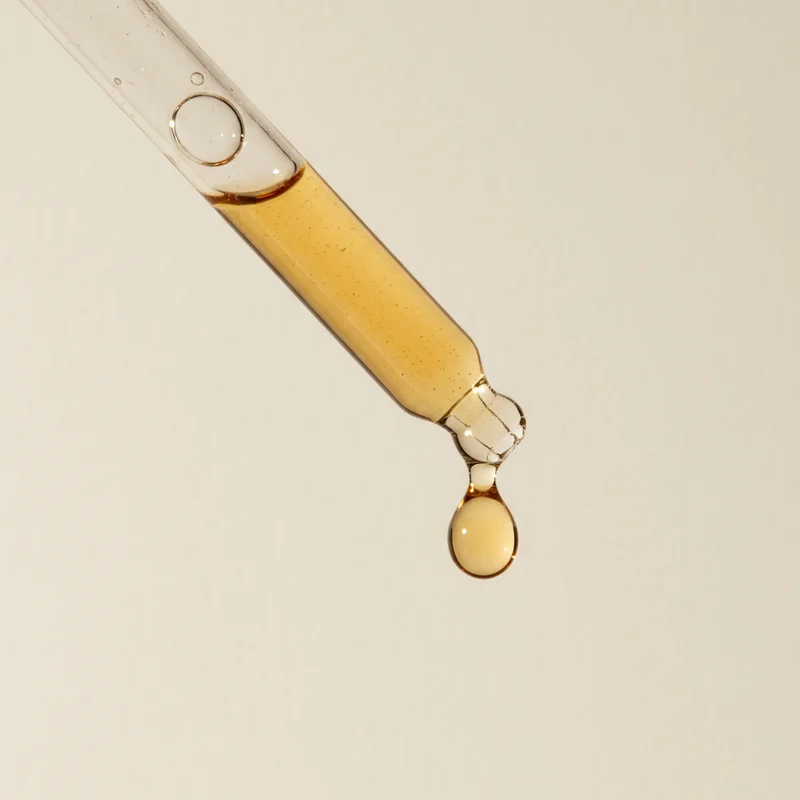 Golden liquid drip showcase