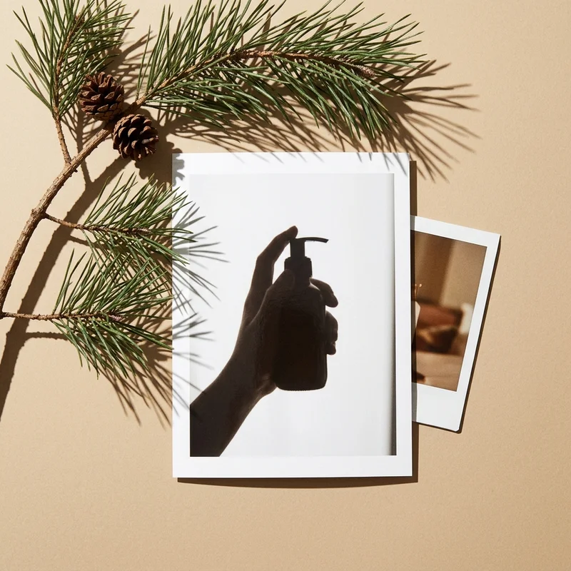 Minimalist Pine Essence