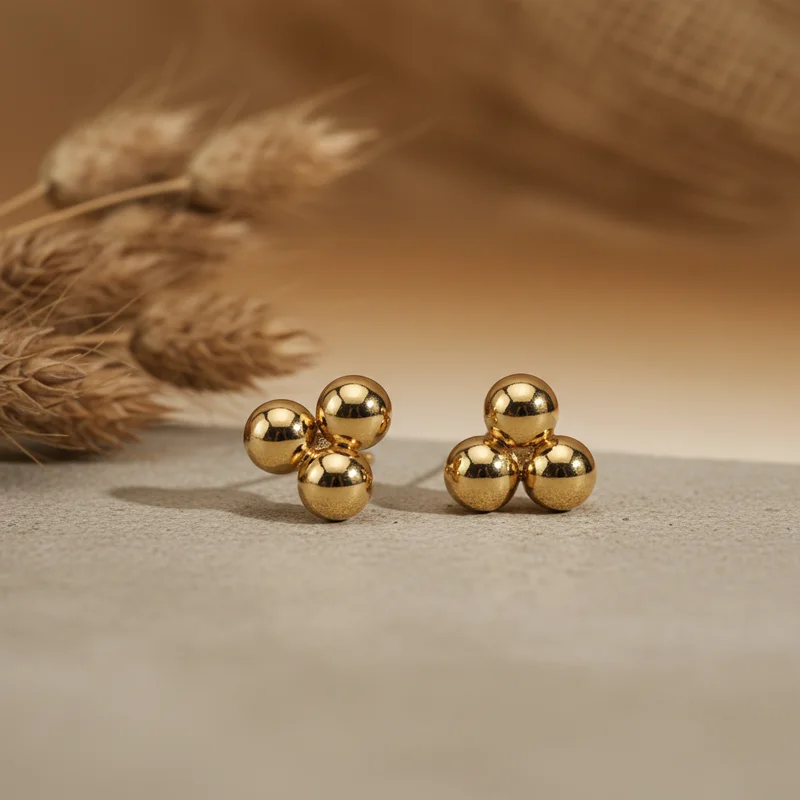 Delicate Golden Accents